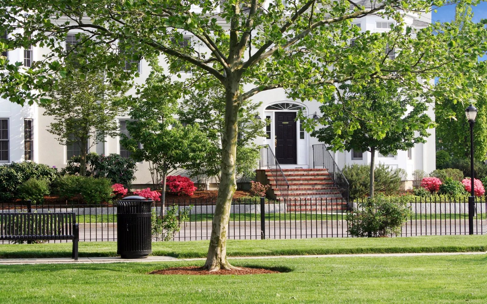 Community gazebo and central park at Chapman's Reach, award-winning neighborhood in Quincy MA