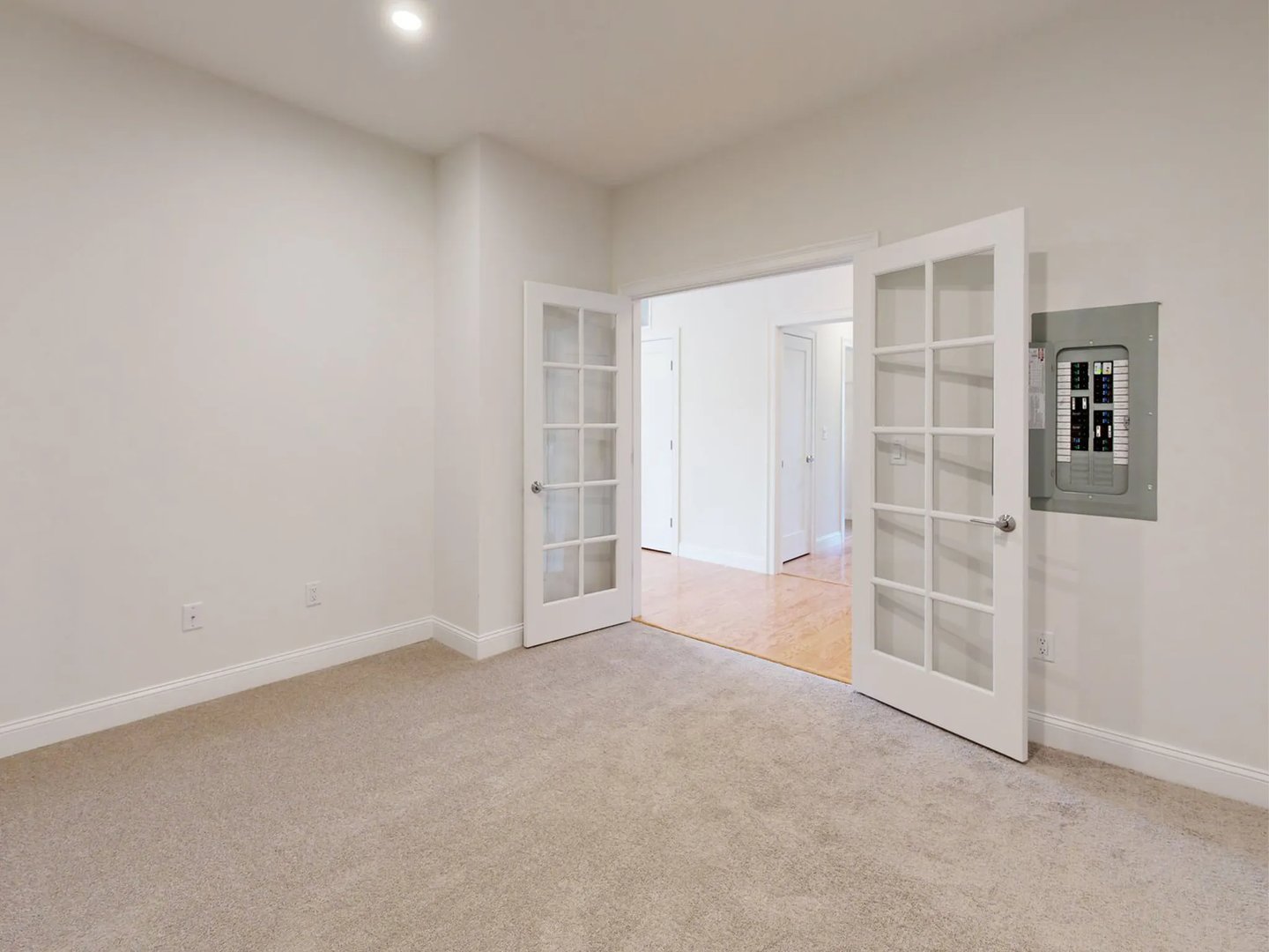 Den and home office in the Wind II at Featherwinds in Halifax MA