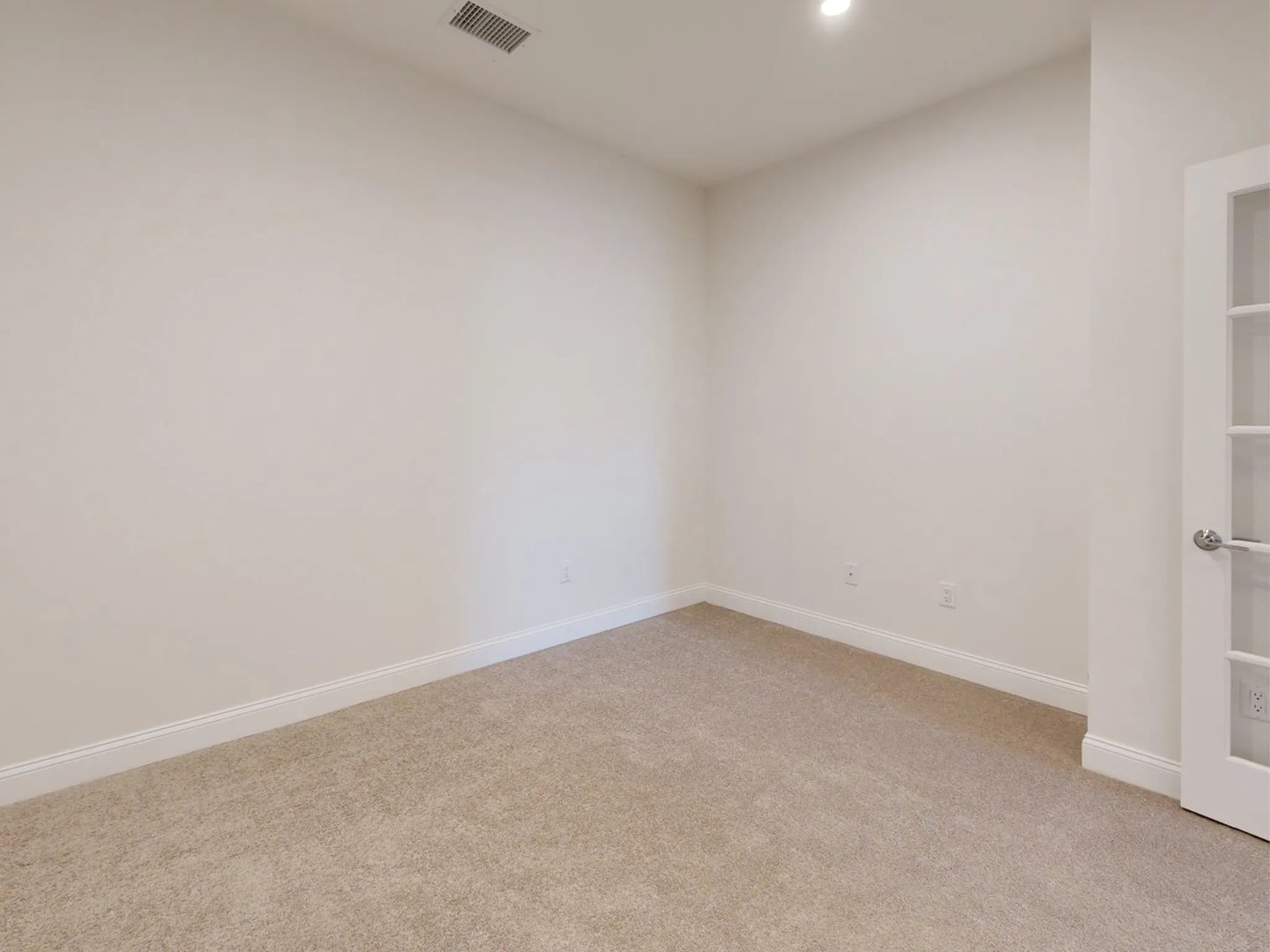 Den and home office in the Wind II at Featherwinds in Halifax MA