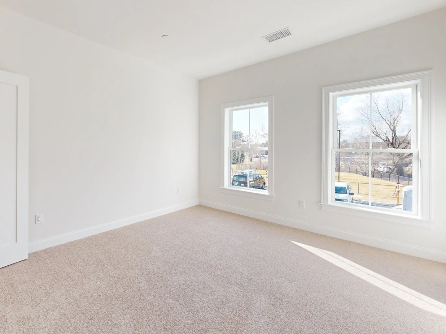 Guest bedroom in the Wind II at Featherwinds in Halifax MA
