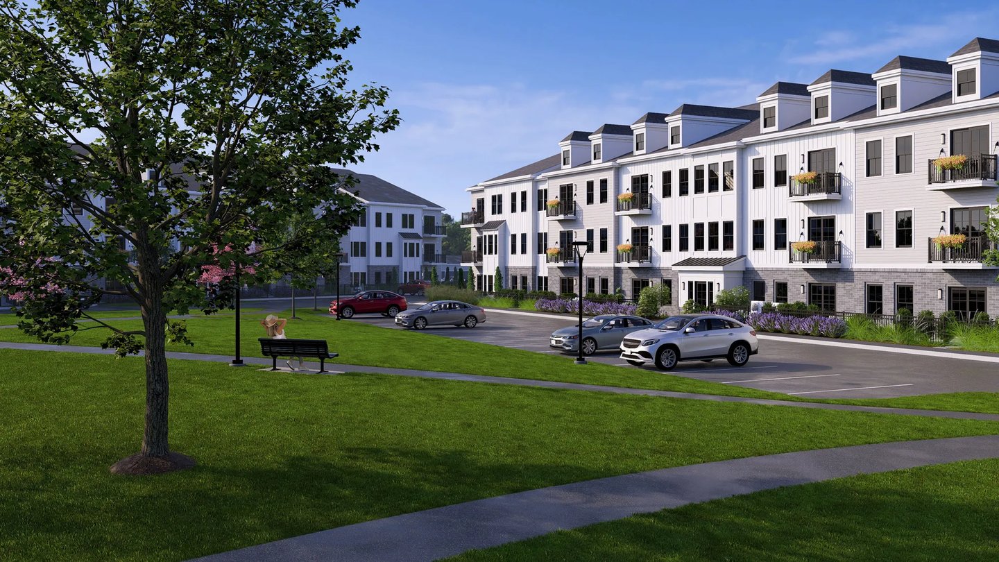 Central Green gathering space at Featherwinds 55+ active adult community in Halifax MA